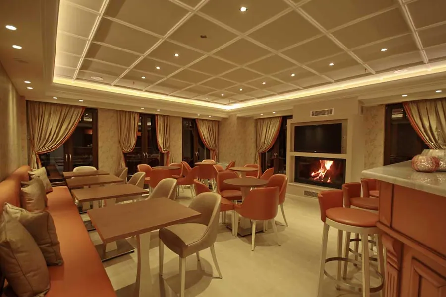 Το coffee bar με το τζάκι